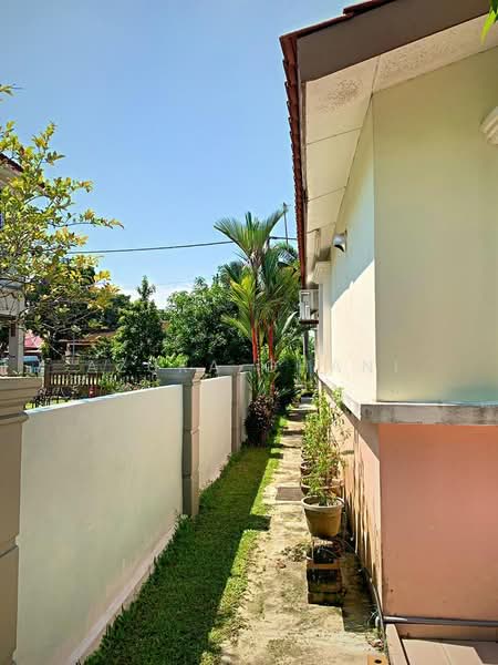 Bungalow for Sale in Kepala Batas (Penang) - Azura Ghani - Exterior - PropertyGuru.com.my