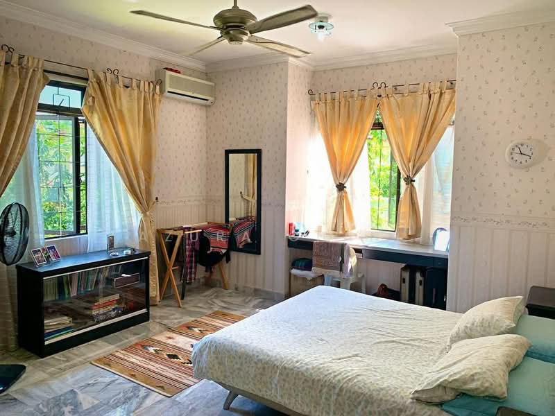 Bungalow for Sale in Kepala Batas (Penang) - Azura Ghani - Bedroom - PropertyGuru.com.my