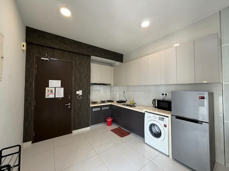Kondominium untuk Dijual di Royal Strand @ Country Garden Danga Bay - Siow Yan Er - Kitchen - PropertyGuru.com.my