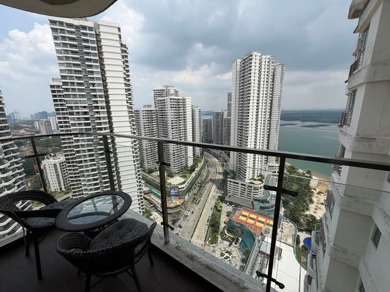 Kondominium untuk Dijual di Royal Strand @ Country Garden Danga Bay - Siow Yan Er - Balcony - PropertyGuru.com.my