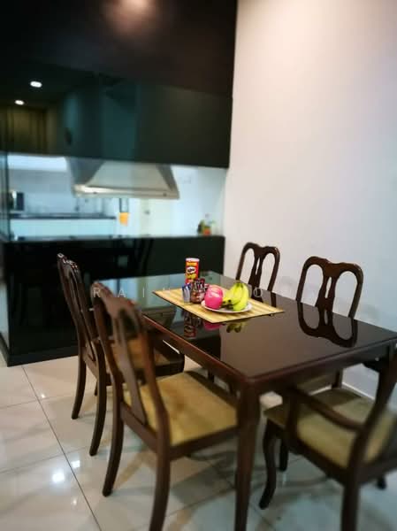 Servis Apartment untuk Dijual di Zeva @ Equine South - Rain Leow - Dining Room - PropertyGuru.com.my