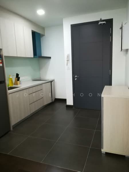 Pangsapuri untuk Dijual di V Residence Suites @ Sunway Velocity - Joyce Choong - Kitchen - PropertyGuru.com.my