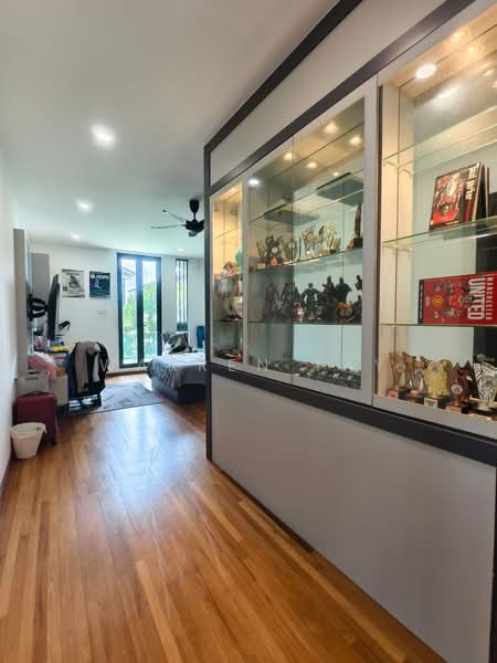 Bungalow for Sale in Straits View (Johor Bahru) - Warren Tay - Bedroom - PropertyGuru.com.my