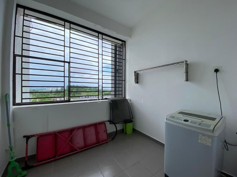Fairway Suites untuk Untuk Disewa - RM 2,800 /bulan, Apr 2026 - Balcony - PropertyGuru.com.my