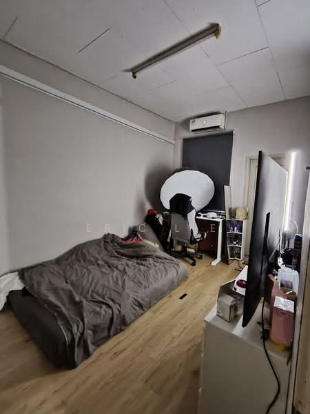 2-storey Terraced House for Sale in Johor Bahru (Johor) - Eric Lee - Bedroom - PropertyGuru.com.my