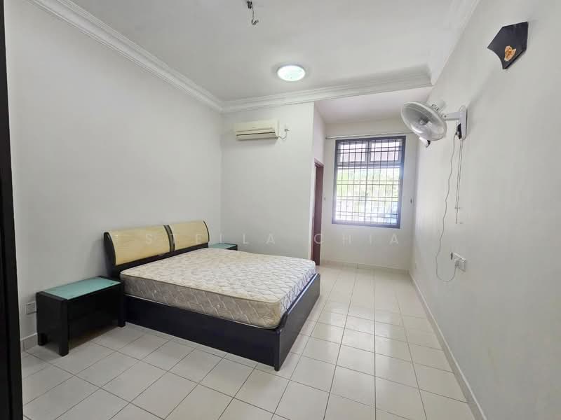1.5-storey Terraced House for Rent in Ulu Tiram (Johor) - Stella Chia - Bedroom - PropertyGuru.com.my
