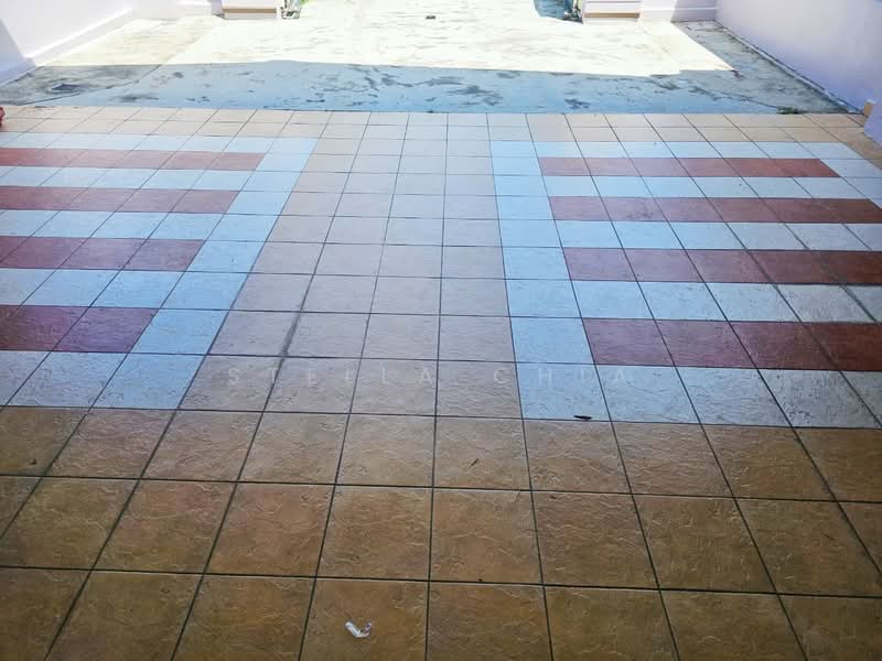 1.5-storey Terraced House for Rent in Ulu Tiram (Johor) - Stella Chia - Exterior - PropertyGuru.com.my