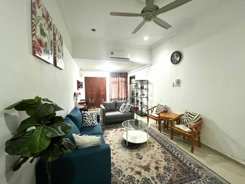 1-storey Terraced House for Sale in Kampung Datuk Keramat (Keramat) - Muhammad Najmi Bin Mohd Amin - Living Room - PropertyGuru.com.my
