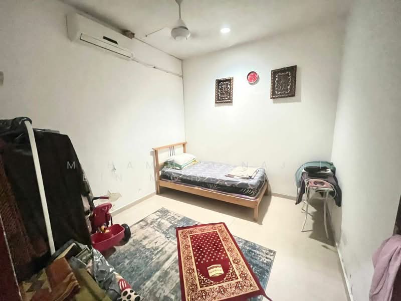 1-storey Terraced House for Sale in Kampung Datuk Keramat (Keramat) - Muhammad Najmi Bin Mohd Amin - Bedroom - PropertyGuru.com.my