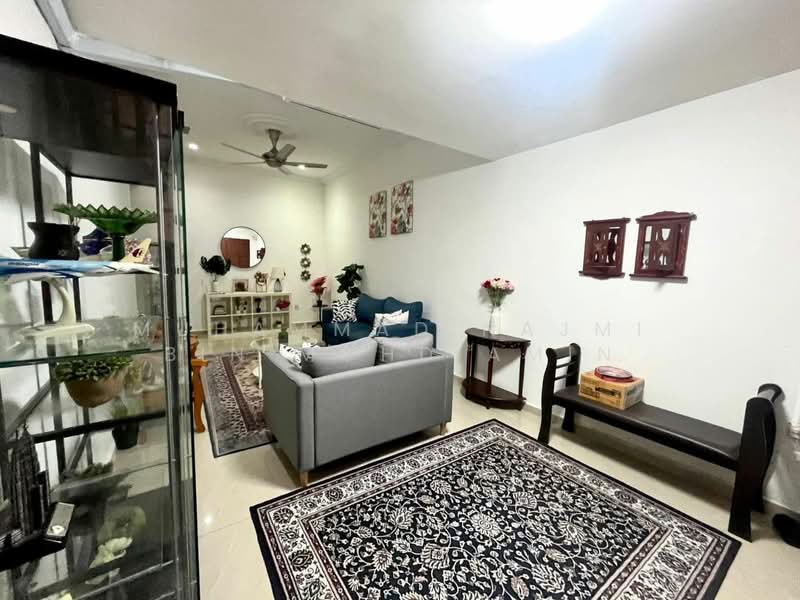 1-storey Terraced House for Sale in Kampung Datuk Keramat (Keramat) - Muhammad Najmi Bin Mohd Amin - Living Room - PropertyGuru.com.my