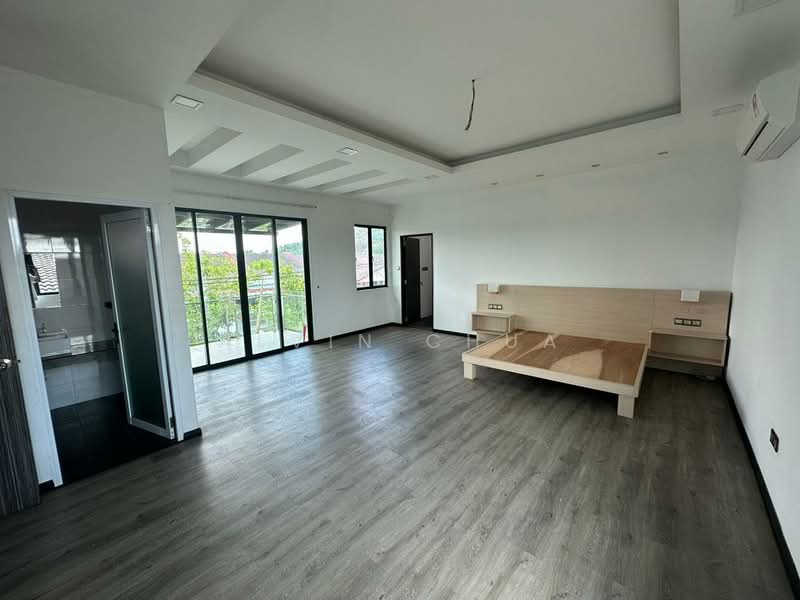 Semi-Detached House for Sale in Kuching (Sarawak) - Alvin Chua - Bedroom - PropertyGuru.com.my