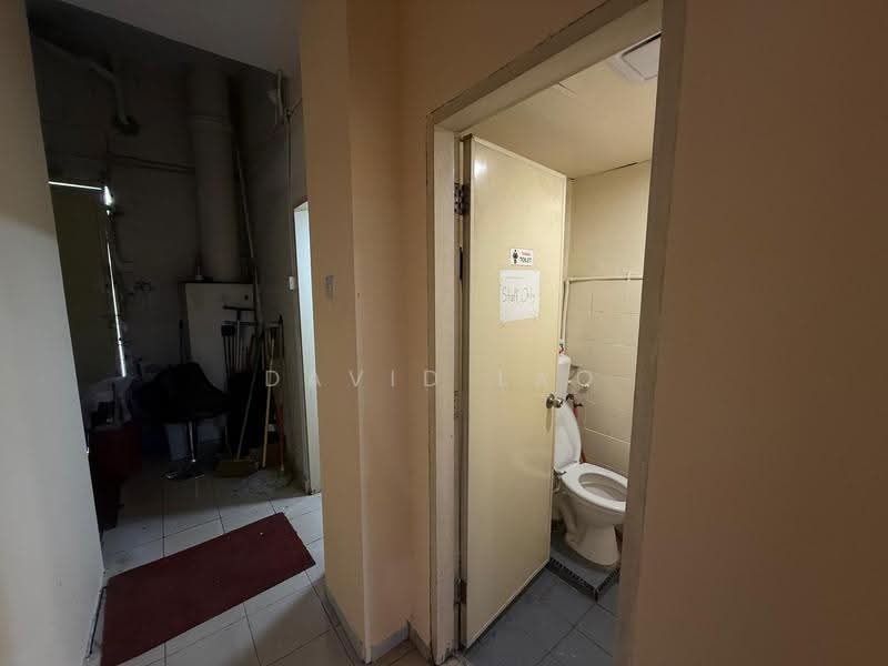 Kedai untuk Disewa di Taman Midah (Cheras) - David Lao - Bathroom - PropertyGuru.com.my