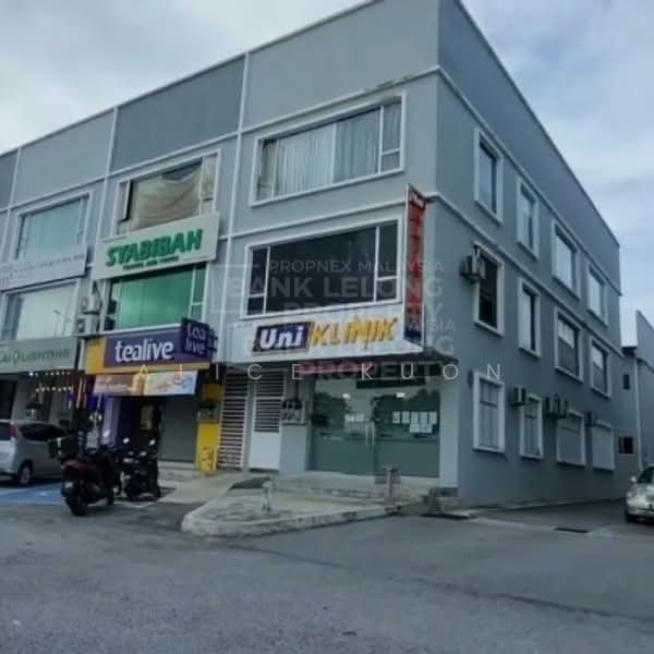 Shop / Office for Sale in Kawasan Perindustrian Nilai (Nilai) - Alice Kuon - Exterior - PropertyGuru.com.my