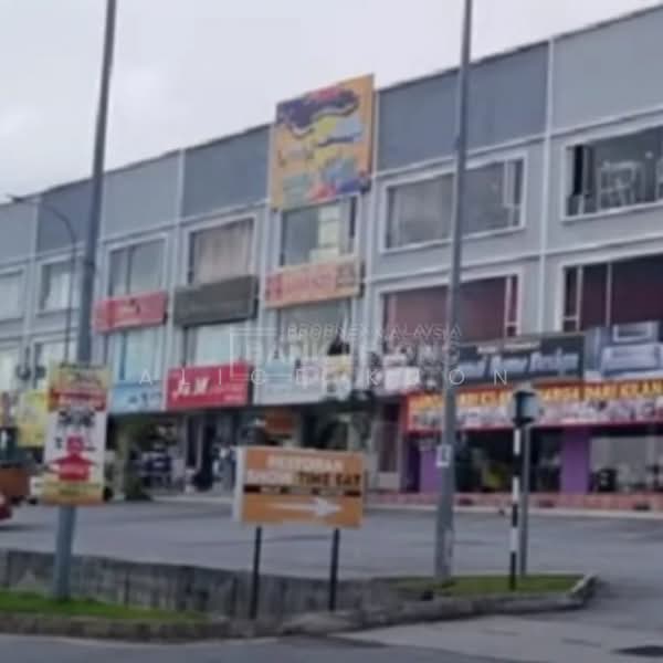 Shop / Office for Sale in Kawasan Perindustrian Nilai (Nilai) - Alice Kuon - Exterior - PropertyGuru.com.my