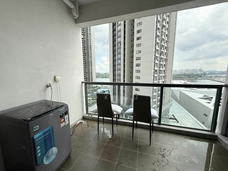 Kondominium untuk Disewa di R&F Princess Cove Phase 2-Seine Region - Tok CJ - Balcony - PropertyGuru.com.my