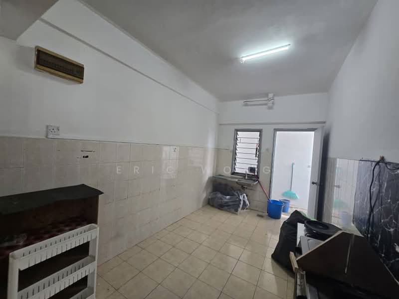 Bayu Puteri 3 untuk Untuk Disewa - RM 1,500 /bulan, Apr 2026 - Kitchen - PropertyGuru.com.my
