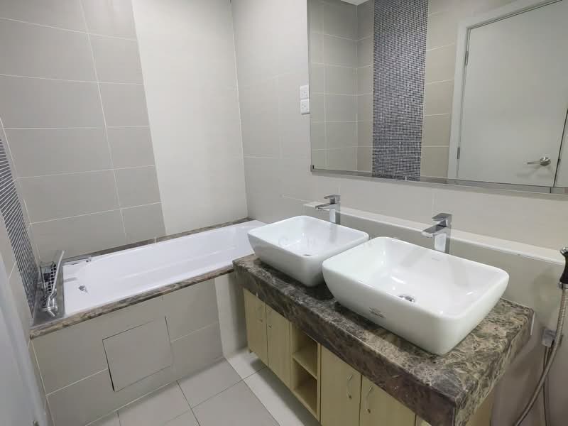 Rumah Teres 2.5 Tingkat untuk Disewa di Putra Heights (Subang Jaya) - Josh Chong - Bathroom - PropertyGuru.com.my