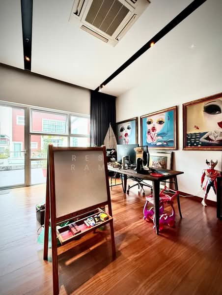 Rumah Teres untuk Dijual di Tanjung Bungah (Penang) - Ressha Ramesh - Study - PropertyGuru.com.my