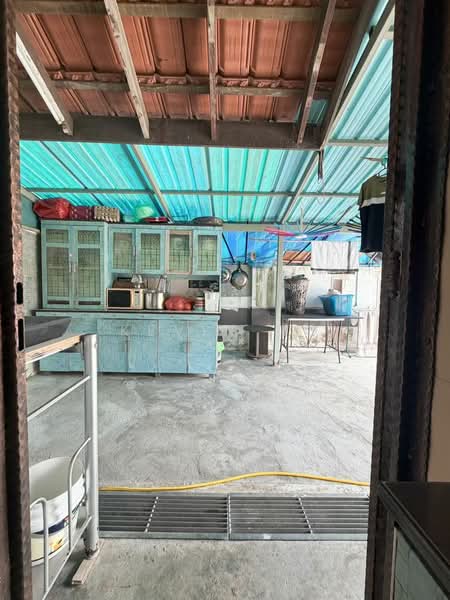 Semi-Detached House for Sale in Taman Pelangi Indah (Ulu Tiram) - Kevin Ho - Kitchen - PropertyGuru.com.my