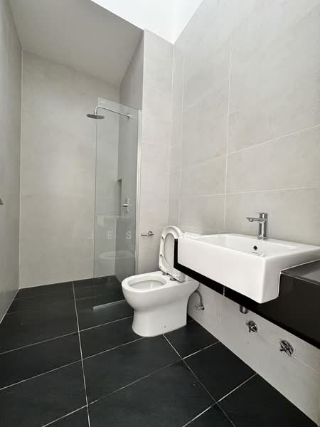 Semi-Detached House for Sale in Setia Alam (Selangor) - Jess Tee - Bathroom - PropertyGuru.com.my