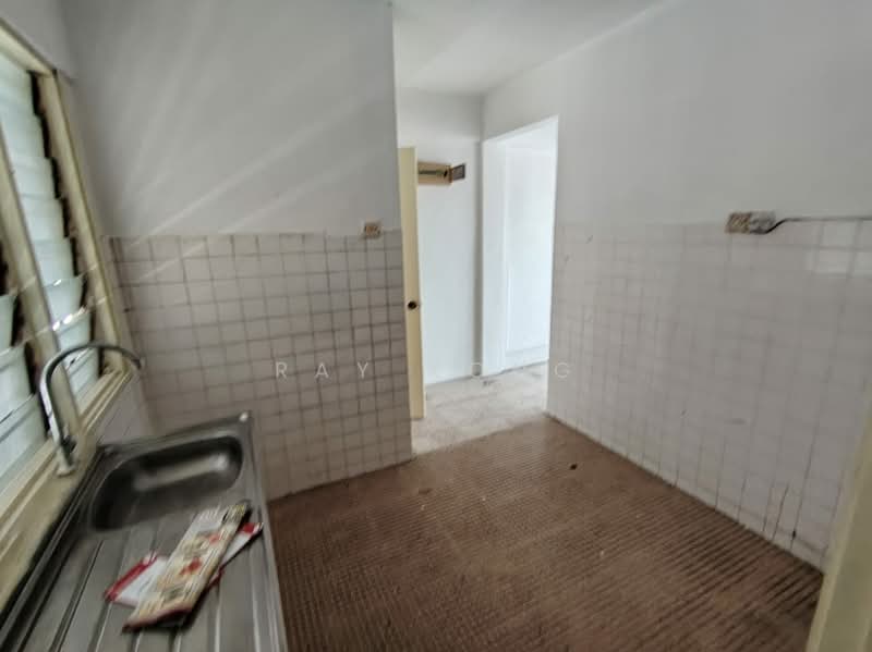 Apartment for Sale at Perdana Villa - Ray Kong - Kitchen - PropertyGuru.com.my