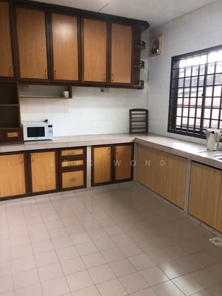 1-storey Terraced House for Rent in Taman Pelangi (Johor Bahru) - Eric Wong - Kitchen - PropertyGuru.com.my