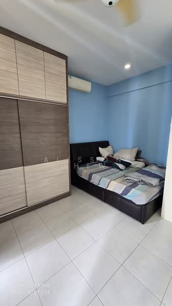 Pangsapuri untuk Dijual di Krystal Heights - Alisson Chew - Bedroom - PropertyGuru.com.my