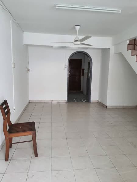 2-storey Terraced House for Sale in Taman Johor Jaya (Johor Bahru) - Tan Bing Yi - Living Room - PropertyGuru.com.my