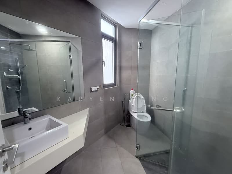 Kondominium untuk Disewa di Vivo Residential Suites - Karyen Kong - Bathroom - PropertyGuru.com.my
