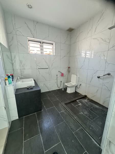 Rumah Teres 1 Tingkat untuk Dijual di Jelutong (Penang) - Vince Tan - Bathroom - PropertyGuru.com.my