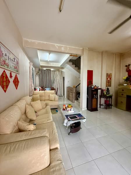 2-storey Terraced House for Sale in Taman JP Perdana (Johor Bahru) - Beyny Gan - Living Room - PropertyGuru.com.my