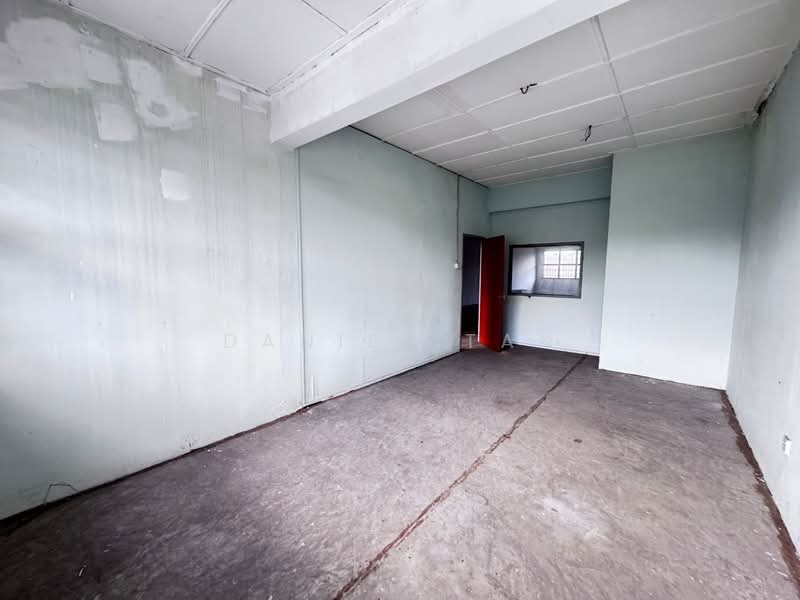 Kedai untuk Dijual di Taman Rinting (Masai) - Daniel Tan - Interior - PropertyGuru.com.my