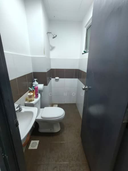 Apartment for Sale at Residensi Hijauan Lumayan - TC Hou - PropertyGuru.com.my