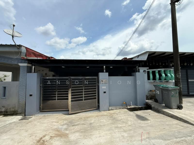 1-storey Terraced House for Sale in Taman Universiti (Skudai) - Anson Hiong - Exterior - PropertyGuru.com.my