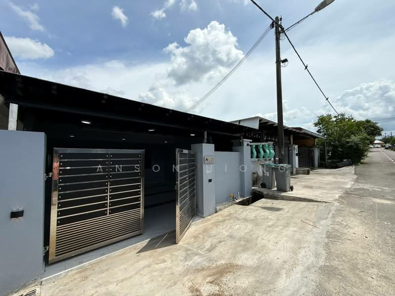1-storey Terraced House for Sale in Taman Universiti (Skudai) - Anson Hiong - Exterior - PropertyGuru.com.my