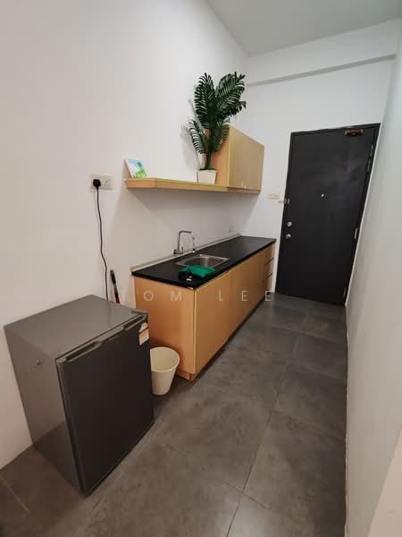 Service Residence for Rent at Empire Damansara - Tom Lee - Kitchen - PropertyGuru.com.my