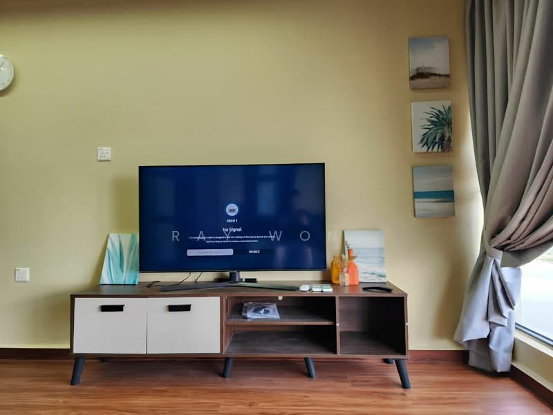 Kondominium untuk Disewa di Amberside @ Country Garden Danga Bay - Ray Wong - Living Room - PropertyGuru.com.my