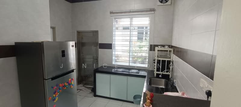 2-storey Terraced House for Sale in Taman JP Perdana (Johor Bahru) - Janice Yong - Kitchen - PropertyGuru.com.my