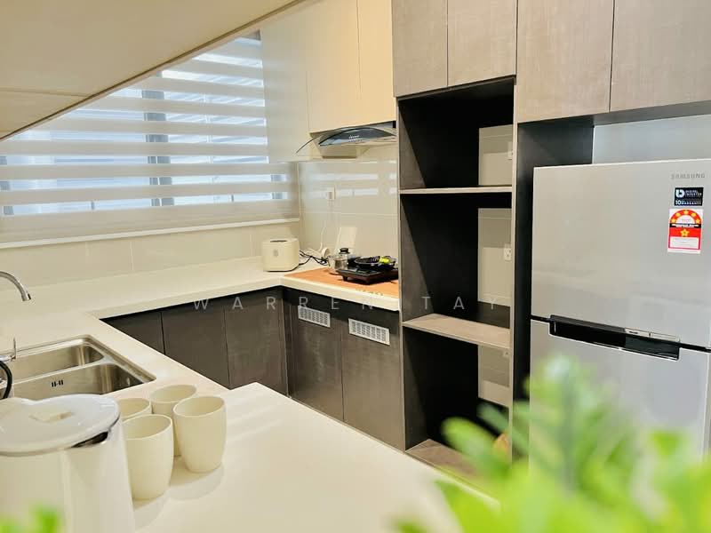 Condominium for Sale at Lovell @ Country Garden Danga Bay - Warren Tay - Kitchen - PropertyGuru.com.my
