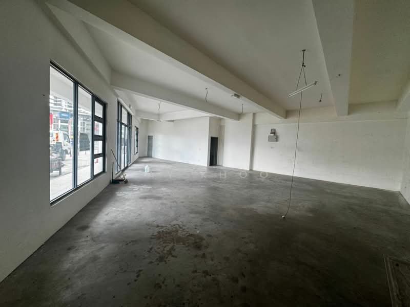 Shop for Rent in Seri Kembangan (Selangor) - Jay Khoo - Interior - PropertyGuru.com.my