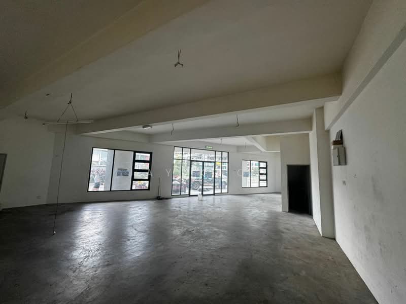 Shop for Rent in Seri Kembangan (Selangor) - Jay Khoo - Interior - PropertyGuru.com.my