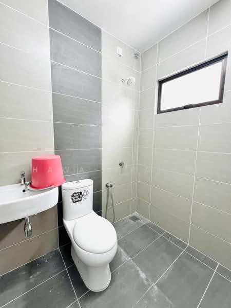 2-storey Terraced House for Sale in Hulu Langat (Selangor) - Hawa Ibrahim - Bathroom - PropertyGuru.com.my