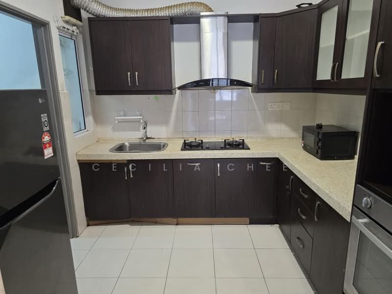 Servis Apartment untuk Disewa di Koi Kinrara - Cecilia Chee - Kitchen - PropertyGuru.com.my