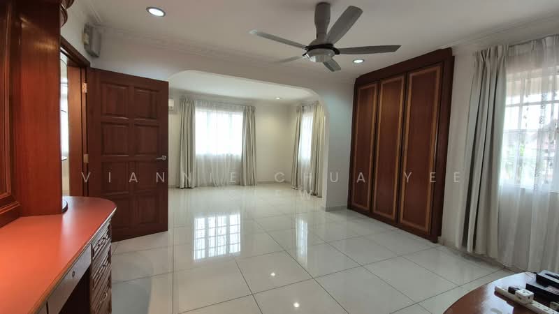 Rumah Berkembar untuk Dijual di Subang (Selangor) - Viannie Chua Yee Siew - Bedroom - PropertyGuru.com.my