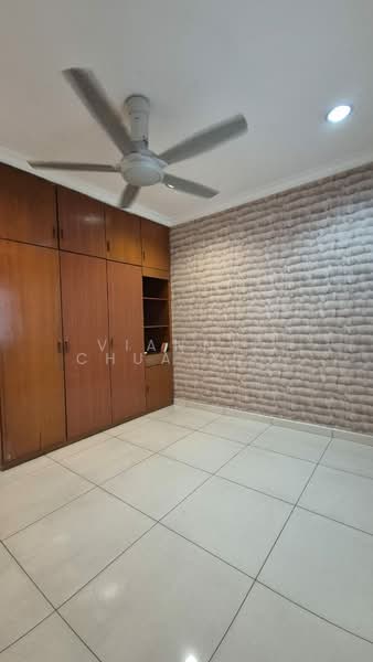 Rumah Berkembar untuk Dijual di Subang (Selangor) - Viannie Chua Yee Siew - Bedroom - PropertyGuru.com.my