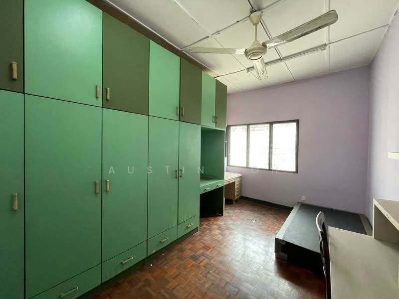 2-storey Terraced House for Sale in Taman Bukit Teratai (Ampang) - Austin Goh - Bedroom - PropertyGuru.com.my