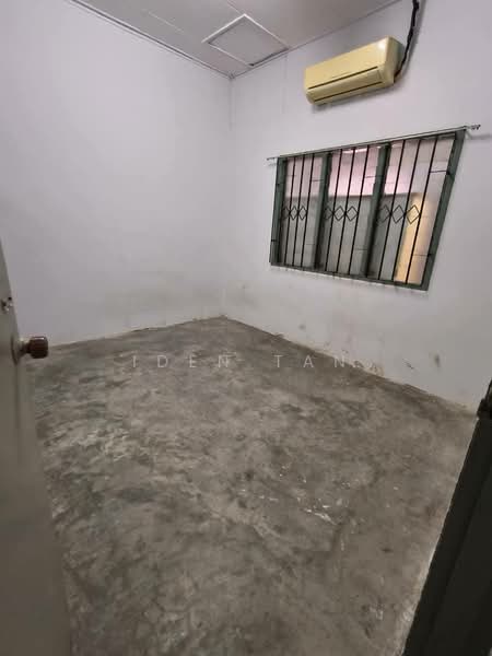 1-storey Terraced House for Sale in Taman Ungku Tun Aminah (Skudai) - Iden Tan - Interior - PropertyGuru.com.my