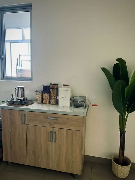 Service Residence for Rent at SkyLake Residence - Scarlett Wong - Kitchen - PropertyGuru.com.my