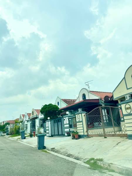 1-storey Terraced House for Sale in Taman Pelangi Indah (Ulu Tiram) - Iden Tan - Exterior - PropertyGuru.com.my