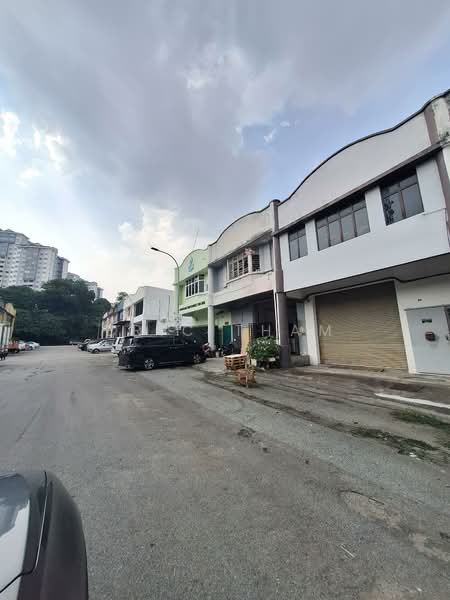 Warehouse for Sale in Taman Perindustrian Tago (Kepong) - Eric Tham - Exterior - PropertyGuru.com.my